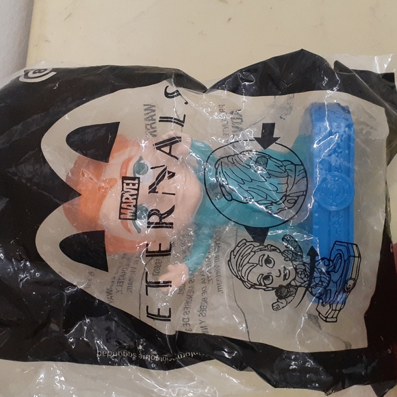 New! McDonald's Toy Bundle lot 3 Happy Meals - Picture 3 of 4